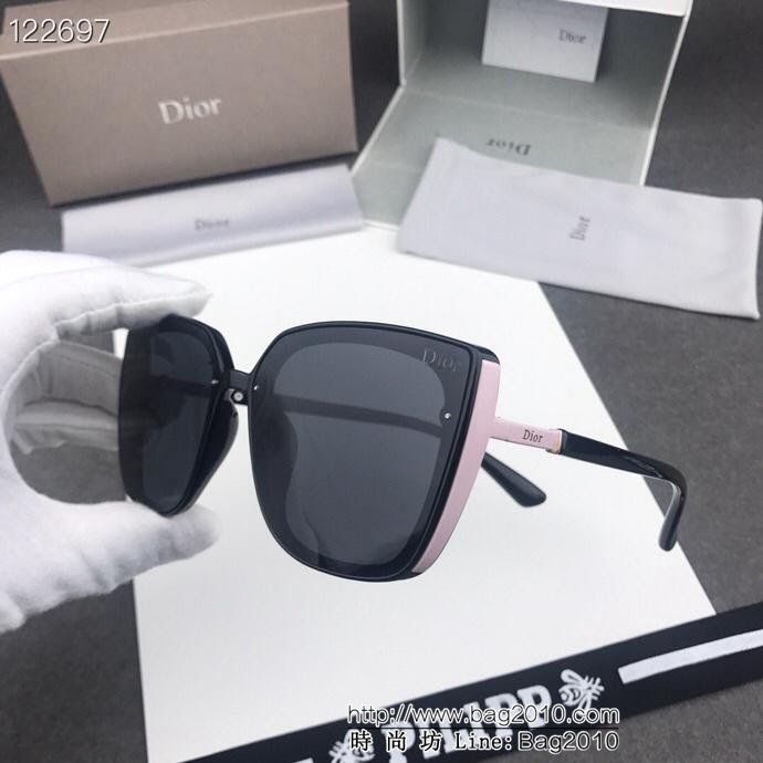 DIOR-迪奧 D家新款偏光墨鏡 高清寶麗來偏光鏡片 女款太陽鏡 8904  lly1204